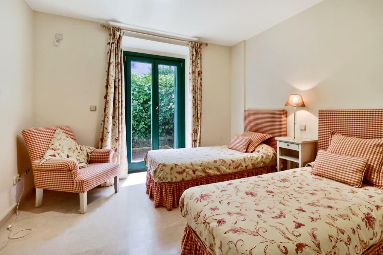 Vila Adosado En Ribera Del Emperador Sotogrande Exteriér fotografie